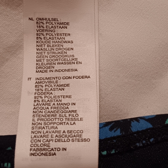 Festival Swim & Top Bundle | Forever 21 Floral Cutout + Aztec Bandeau - Picture 11 of 16